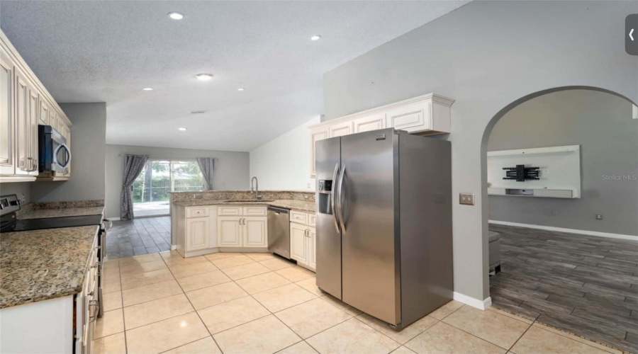 Davenport, Florida 33897, 4 Bedroom Bedrooms, ,2 Bathroombathrooms,Residential,For Sale,Cardiff,0,Mfro6448092