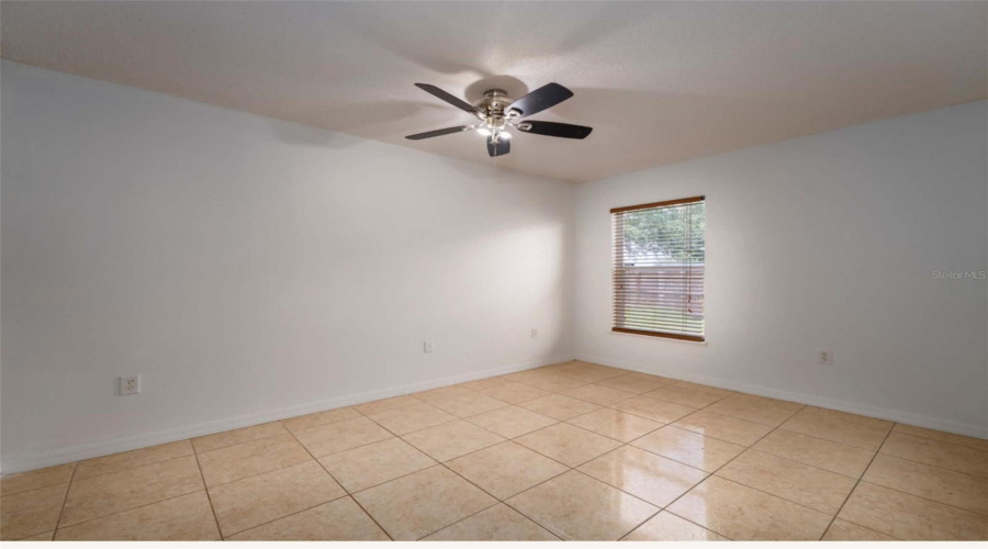 Davenport, Florida 33897, 4 Bedroom Bedrooms, ,2 Bathroombathrooms,Residential,For Sale,Cardiff,0,Mfro6448092