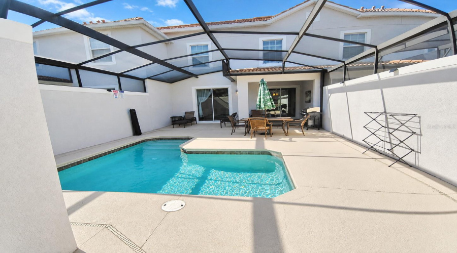 Davenport, Florida 33896, 4 Bedroom Bedrooms, ,3 Bathroombathrooms,Residential,For Sale,Stinger,0,Mfra4708369