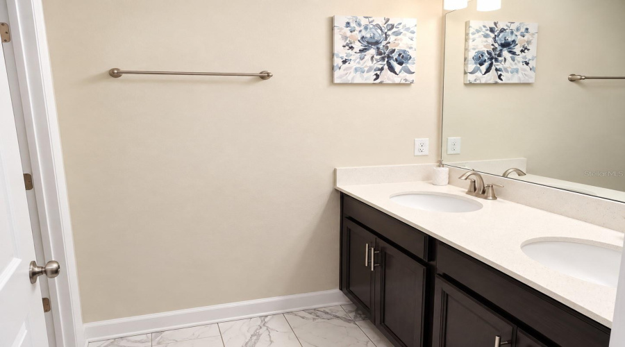 Davenport, Florida 33896, 4 Bedroom Bedrooms, ,3 Bathroombathrooms,Residential,For Sale,Stinger,0,Mfra4708369