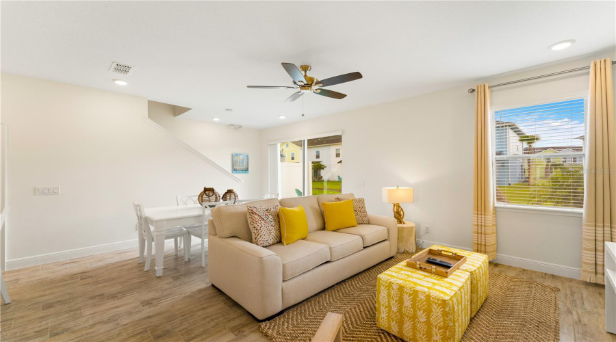 Kissimmee, Florida 34747, 2 Bedroom Bedrooms, ,2 Bathroombathrooms,Residential,For Sale,Castaway,0,Mfro6448100