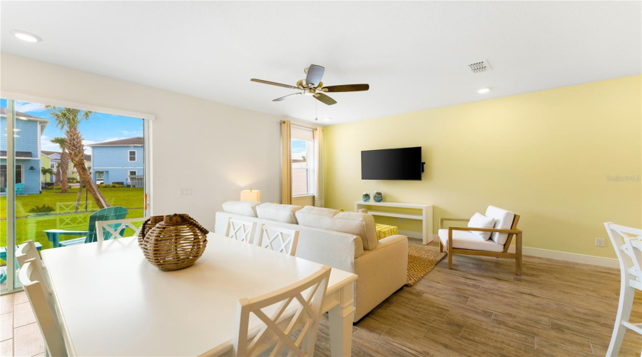 Kissimmee, Florida 34747, 2 Bedroom Bedrooms, ,2 Bathroombathrooms,Residential,For Sale,Castaway,0,Mfro6448100