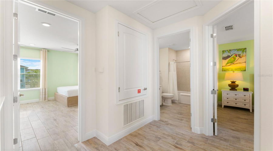 Kissimmee, Florida 34747, 2 Bedroom Bedrooms, ,2 Bathroombathrooms,Residential,For Sale,Castaway,0,Mfro6448100