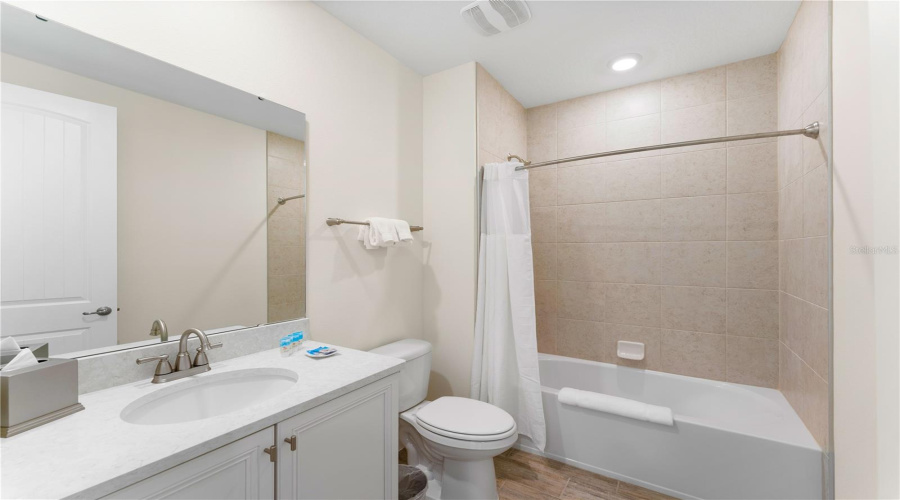 Kissimmee, Florida 34747, 2 Bedroom Bedrooms, ,2 Bathroombathrooms,Residential,For Sale,Castaway,0,Mfro6448100