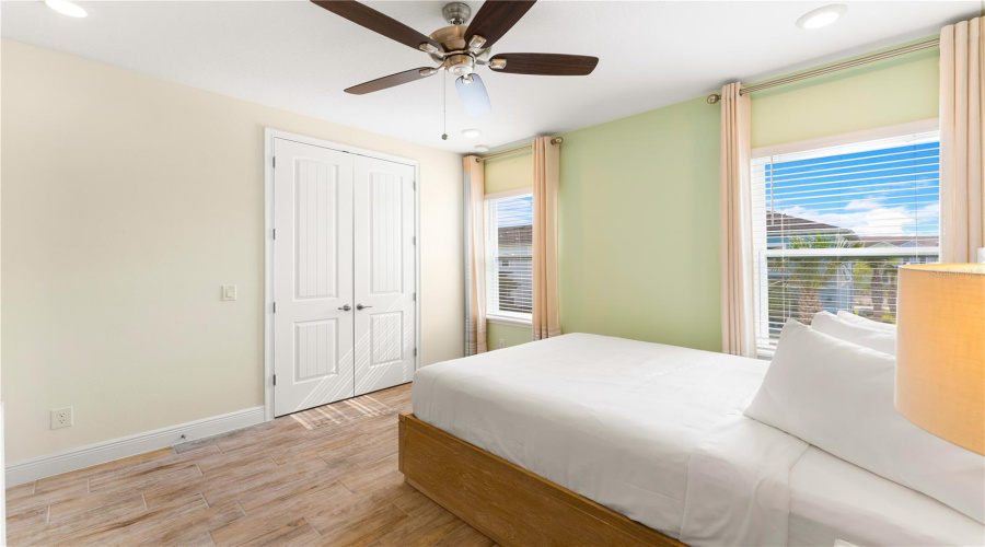 Kissimmee, Florida 34747, 2 Bedroom Bedrooms, ,2 Bathroombathrooms,Residential,For Sale,Castaway,0,Mfro6448100