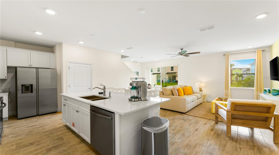 Kissimmee, Florida 34747, 2 Bedroom Bedrooms, ,2 Bathroombathrooms,Residential,For Sale,Castaway,0,Mfro6448100