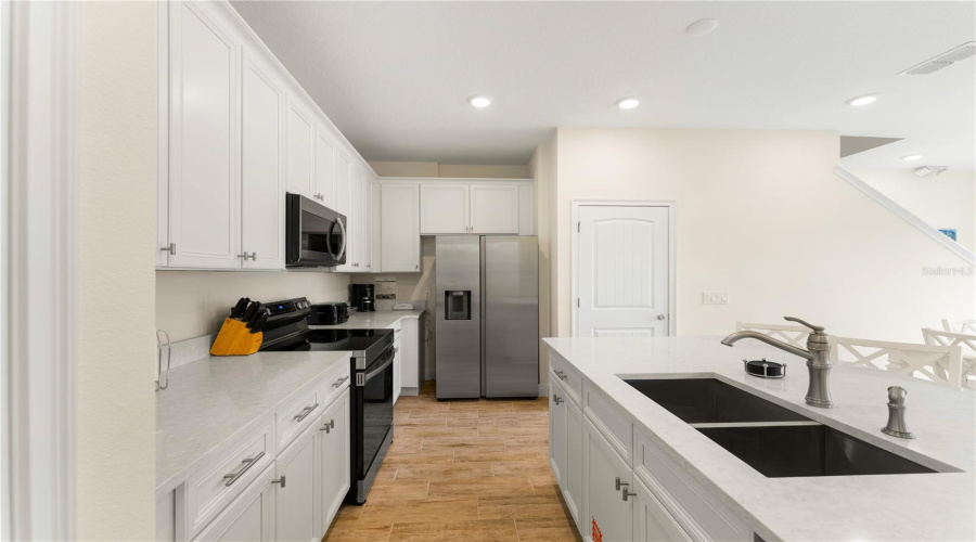 Kissimmee, Florida 34747, 2 Bedroom Bedrooms, ,2 Bathroombathrooms,Residential,For Sale,Castaway,0,Mfro6448100