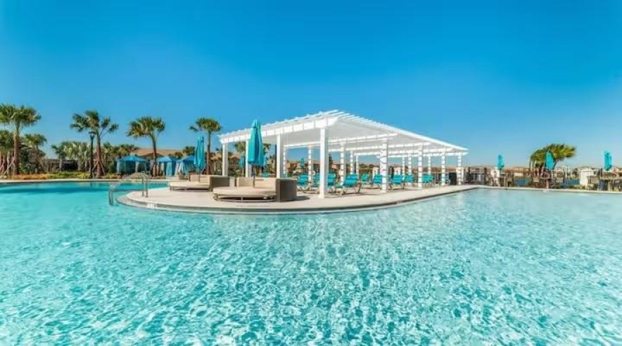 Kissimmee, Florida 34747, 5 Bedroom Bedrooms, ,4 Bathroombathrooms,Residential,For Sale,Geneve,0,Mfro6446813