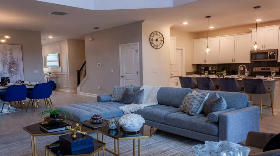 Davenport, Florida 33896, 5 Bedroom Bedrooms, ,5 Bathroombathrooms,Residential,For Sale,Drop Shot,0,Mfro6448224