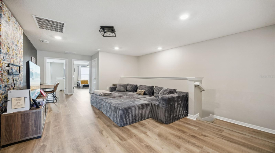 Davenport, Florida 33837, 5 Bedroom Bedrooms, ,4 Bathroombathrooms,Residential,For Sale,Oakmoss,0,Mfro6448281