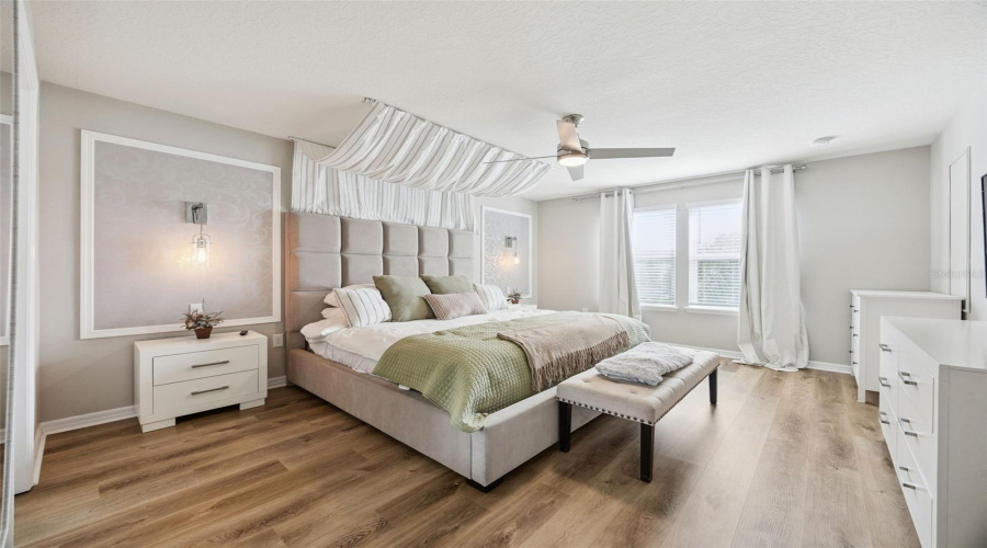 Davenport, Florida 33837, 5 Bedroom Bedrooms, ,4 Bathroombathrooms,Residential,For Sale,Oakmoss,0,Mfro6448281