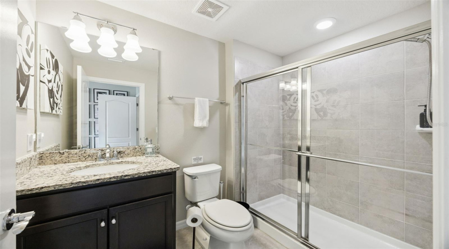 Davenport, Florida 33837, 5 Bedroom Bedrooms, ,4 Bathroombathrooms,Residential,For Sale,Oakmoss,0,Mfro6448281