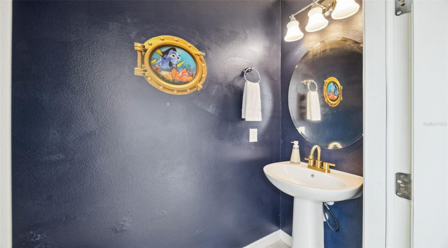 Davenport, Florida 33837, 5 Bedroom Bedrooms, ,4 Bathroombathrooms,Residential,For Sale,Oakmoss,0,Mfro6448281