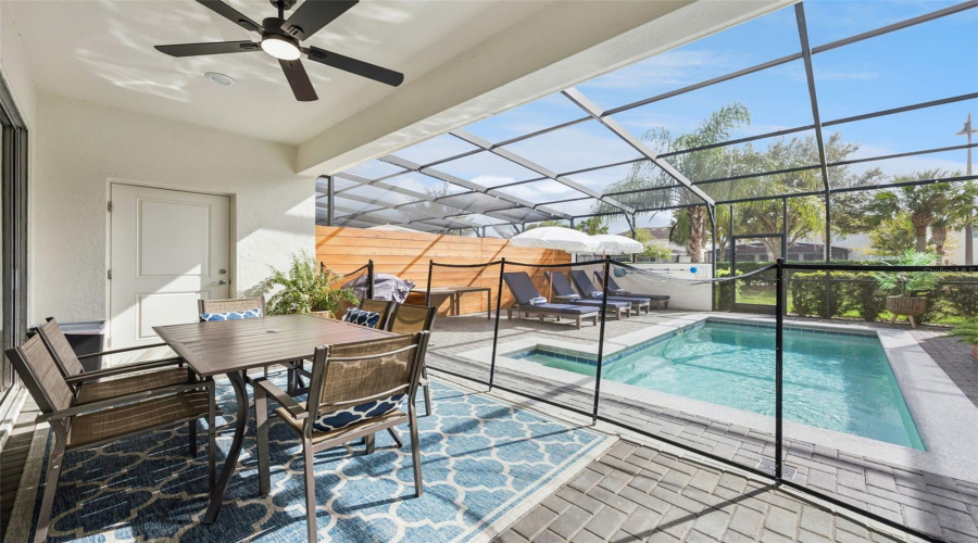 Davenport, Florida 33837, 5 Bedroom Bedrooms, ,4 Bathroombathrooms,Residential,For Sale,Oakmoss,0,Mfro6448281