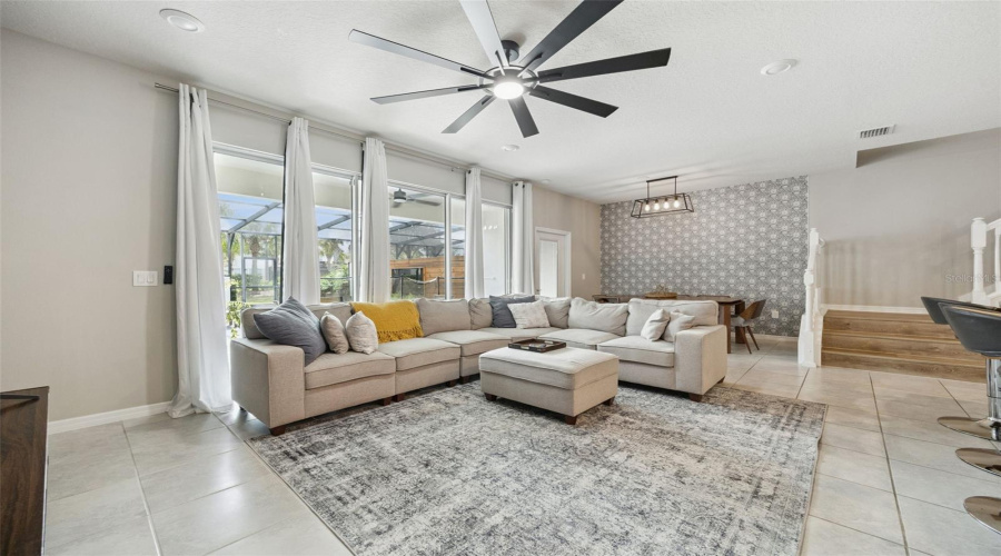 Davenport, Florida 33837, 5 Bedroom Bedrooms, ,4 Bathroombathrooms,Residential,For Sale,Oakmoss,0,Mfro6448281