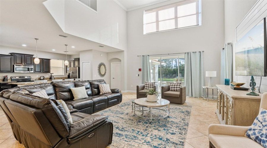 Kissimmee, Florida 34747, 5 Bedroom Bedrooms, ,5 Bathroombathrooms,Residential,For Sale,Buccaneer Palm,0,Mfro6446531