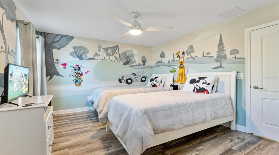 Kissimmee, Florida 34747, 5 Bedroom Bedrooms, ,5 Bathroombathrooms,Residential,For Sale,Buccaneer Palm,0,Mfro6446531