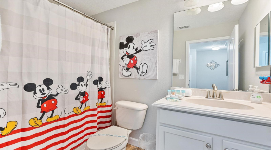 Kissimmee, Florida 34747, 5 Bedroom Bedrooms, ,5 Bathroombathrooms,Residential,For Sale,Buccaneer Palm,0,Mfro6446531