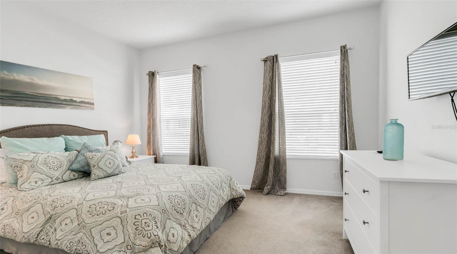 Kissimmee, Florida 34747, 3 Bedroom Bedrooms, ,2 Bathroombathrooms,Residential,For Sale,Velleux,0,Mfro6448060