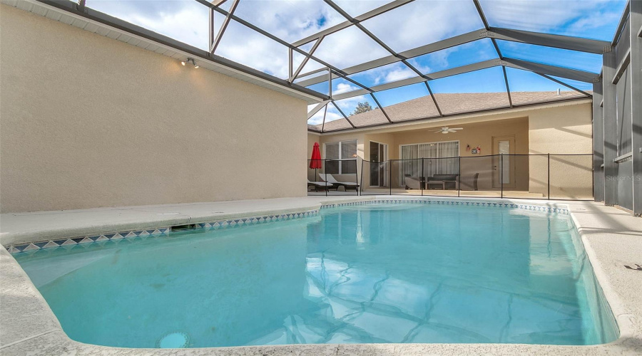 Kissimmee, Florida 34747, 3 Bedroom Bedrooms, ,2 Bathroombathrooms,Residential,For Sale,Velleux,0,Mfro6448060