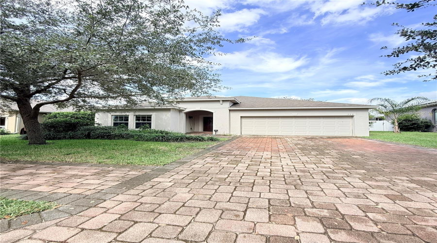 Davenport, Florida 33837, 3 Bedroom Bedrooms, ,2 Bathroombathrooms,Residential,For Sale,Bridgeford Crossing,0,Mfrs5159154