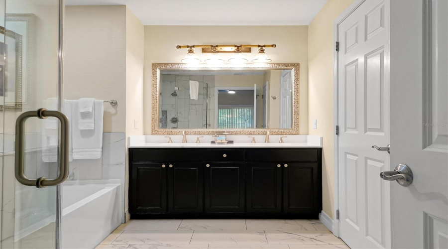 Kissimmee, Florida 34747, 3 Bedroom Bedrooms, ,3 Bathroombathrooms,Residential,For Sale,Whisper,0,Mfrs5159105