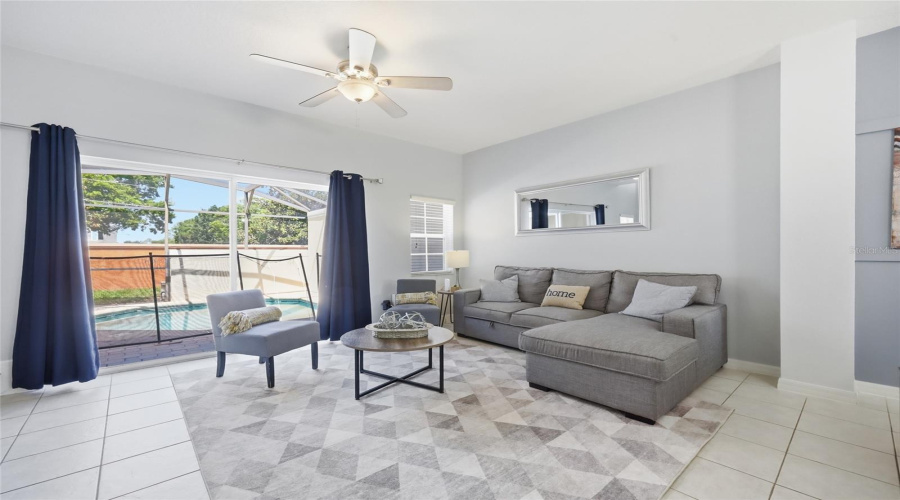Kissimmee, Florida 34746, 3 Bedroom Bedrooms, ,2 Bathroombathrooms,Residential,For Sale,Las Fuentes,0,Mfro6399988