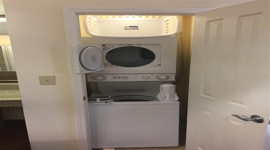 Orlando, Florida 32821, 3 Bedroom Bedrooms, ,2 Bathroombathrooms,Residential,For Sale,Floridays Resort,0,Mfro6429245