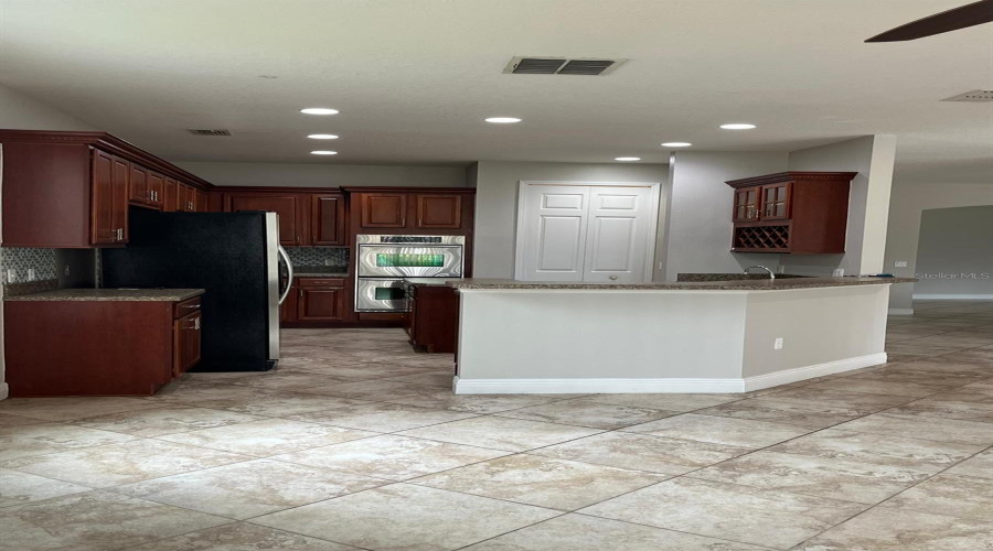 Kissimmee, Florida 34746, 5 Bedroom Bedrooms, ,4 Bathroombathrooms,Residential,For Sale,Eagle Isles,0,Mfrs5158740
