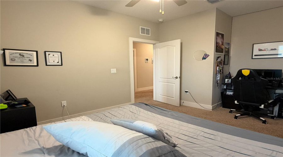 Kissimmee, Florida 34747, 3 Bedroom Bedrooms, ,2 Bathroombathrooms,Residential,For Sale,Delwin,0,Mfro6447479