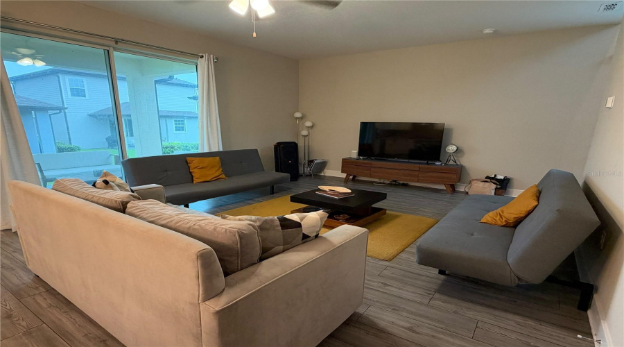 Kissimmee, Florida 34747, 3 Bedroom Bedrooms, ,2 Bathroombathrooms,Residential,For Sale,Delwin,0,Mfro6447479
