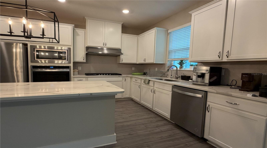 Kissimmee, Florida 34747, 3 Bedroom Bedrooms, ,2 Bathroombathrooms,Residential,For Sale,Delwin,0,Mfro6447479