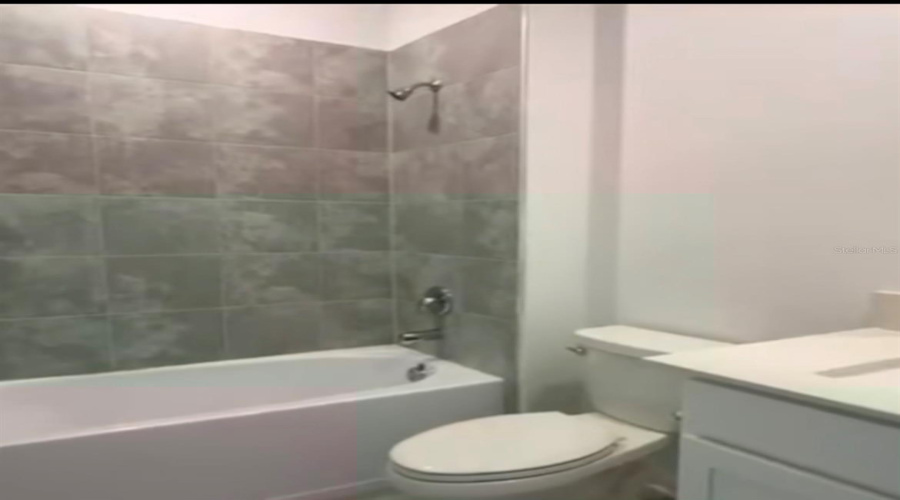 Davenport, Florida 33896, 4 Bedroom Bedrooms, ,3 Bathroombathrooms,Residential,For Sale,Nine Iron,0,Mfrs5159156