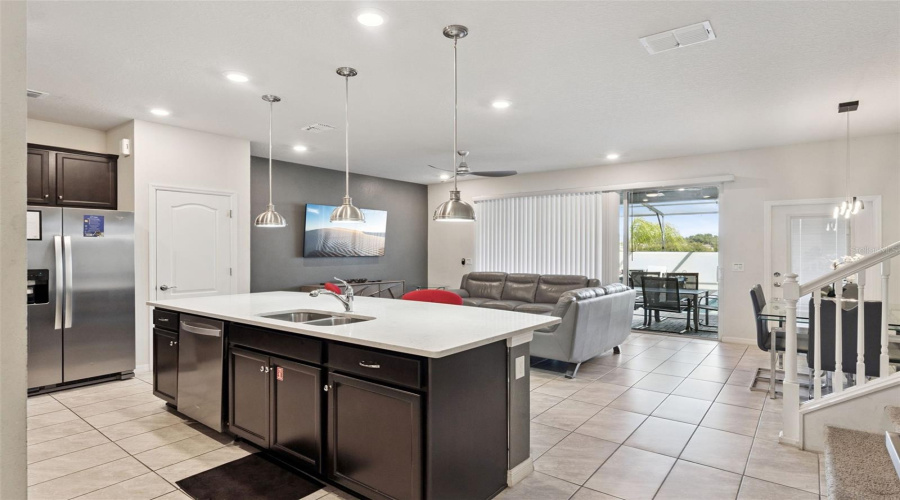 Davenport, Florida 33837, 5 Bedroom Bedrooms, ,4 Bathroombathrooms,Residential,For Sale,Oakmoss,0,Mfro6447952