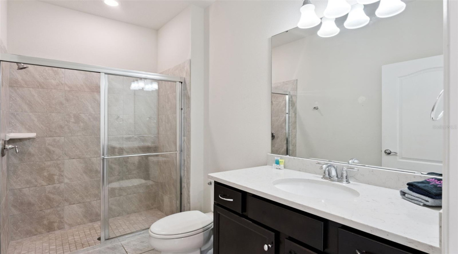 Davenport, Florida 33837, 5 Bedroom Bedrooms, ,4 Bathroombathrooms,Residential,For Sale,Oakmoss,0,Mfro6447952