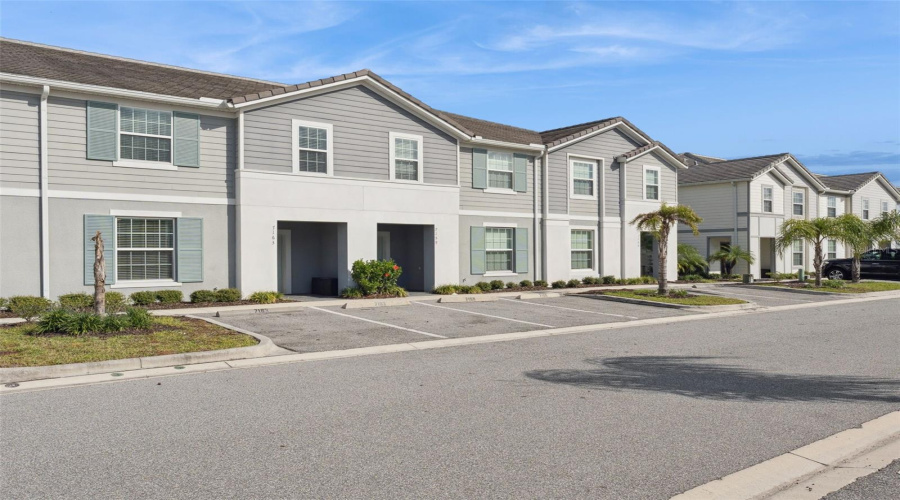 Davenport, Florida 33837, 5 Bedroom Bedrooms, ,4 Bathroombathrooms,Residential,For Sale,Oakmoss,0,Mfro6447952