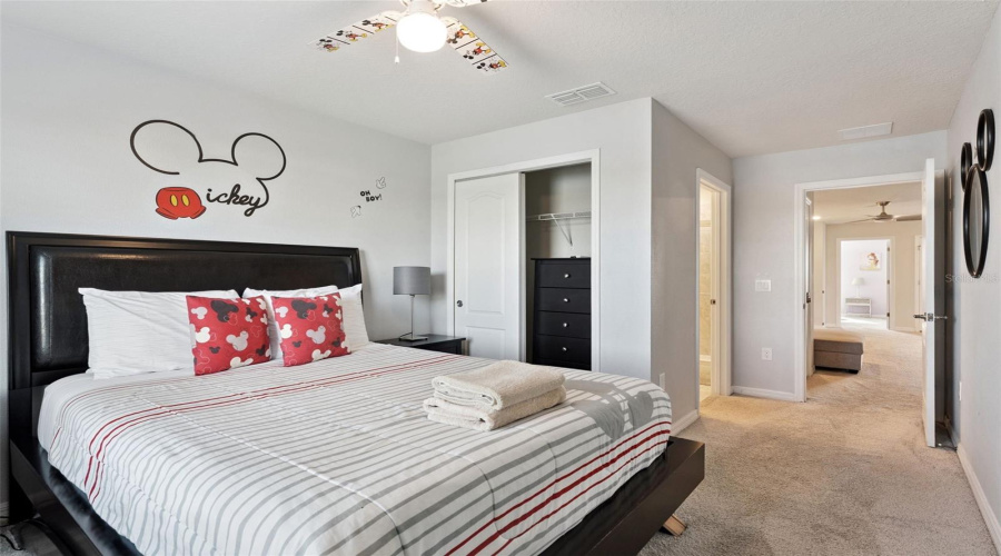 Davenport, Florida 33837, 5 Bedroom Bedrooms, ,4 Bathroombathrooms,Residential,For Sale,Oakmoss,0,Mfro6447952