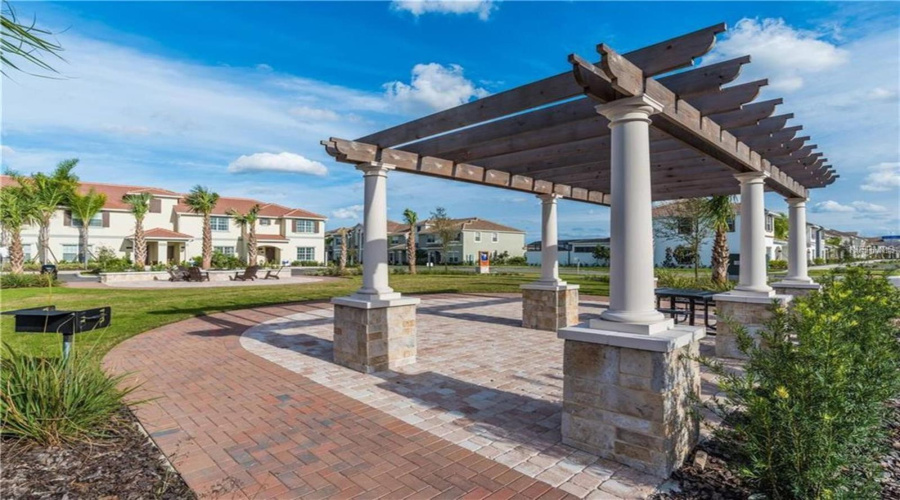 Kissimmee, Florida 34746, 2 Bedroom Bedrooms, ,2 Bathroombathrooms,Residential,For Sale,Clock Tower,0,Mfro6440724