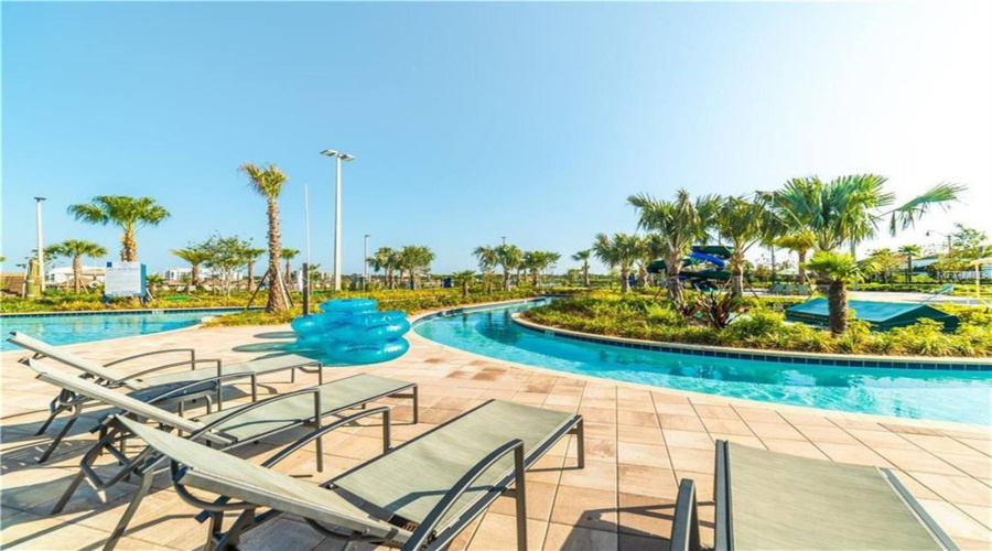 Kissimmee, Florida 34746, 2 Bedroom Bedrooms, ,2 Bathroombathrooms,Residential,For Sale,Clock Tower,0,Mfro6440724