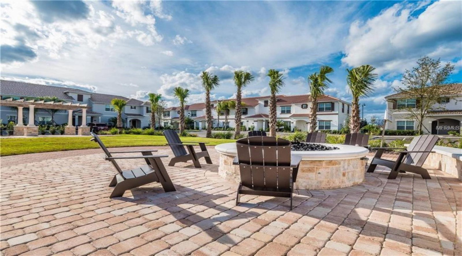 Kissimmee, Florida 34746, 2 Bedroom Bedrooms, ,2 Bathroombathrooms,Residential,For Sale,Clock Tower,0,Mfro6440724