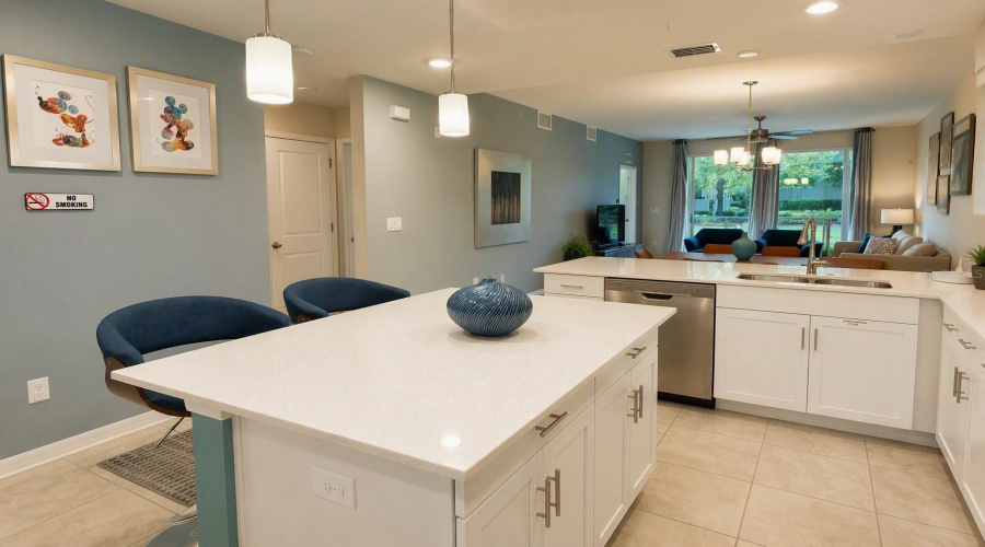 Kissimmee, Florida 34746, 2 Bedroom Bedrooms, ,2 Bathroombathrooms,Residential,For Sale,Clock Tower,0,Mfro6440724
