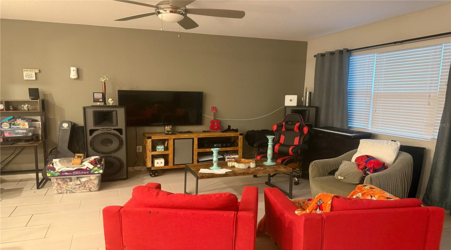 Kissimmee, Florida 34746, 4 Bedroom Bedrooms, ,4 Bathroombathrooms,Residential,For Sale,Crown Haven,0,Mfra4707937