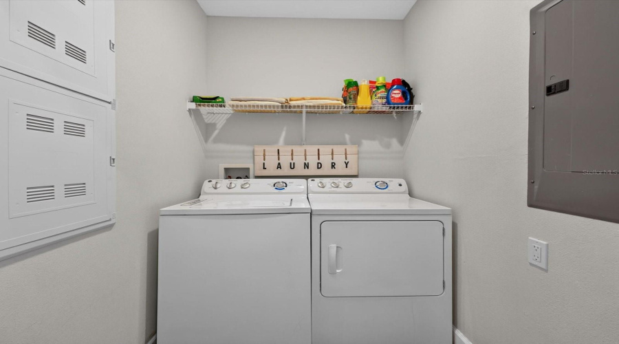 Kissimmee, Florida 34746, 5 Bedroom Bedrooms, ,4 Bathroombathrooms,Residential,For Sale,Brier Rose,0,Mfro6446637