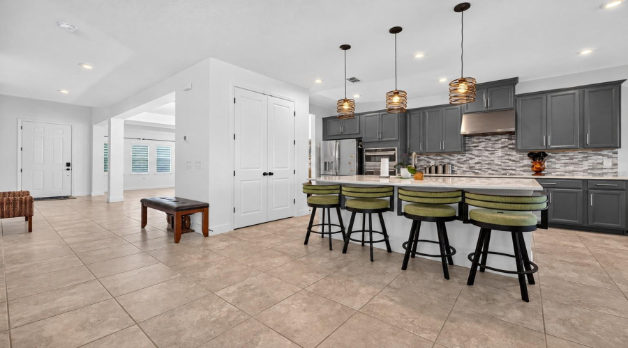 Kissimmee, Florida 34746, 4 Bedroom Bedrooms, ,3 Bathroombathrooms,Residential,For Sale,Carrick Bend,0,Mfrtb8542890