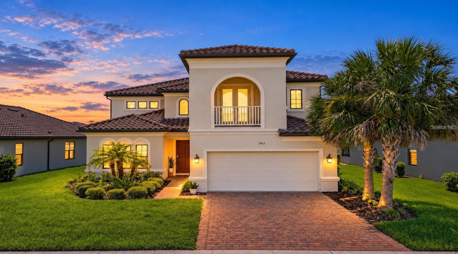 Kissimmee, Florida 34746, 4 Bedroom Bedrooms, ,3 Bathroombathrooms,Residential,For Sale,Carrick Bend,0,Mfrtb8542890