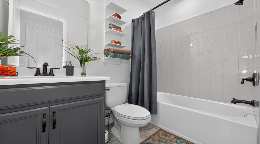Kissimmee, Florida 34746, 4 Bedroom Bedrooms, ,3 Bathroombathrooms,Residential,For Sale,Carrick Bend,0,Mfrtb8542890