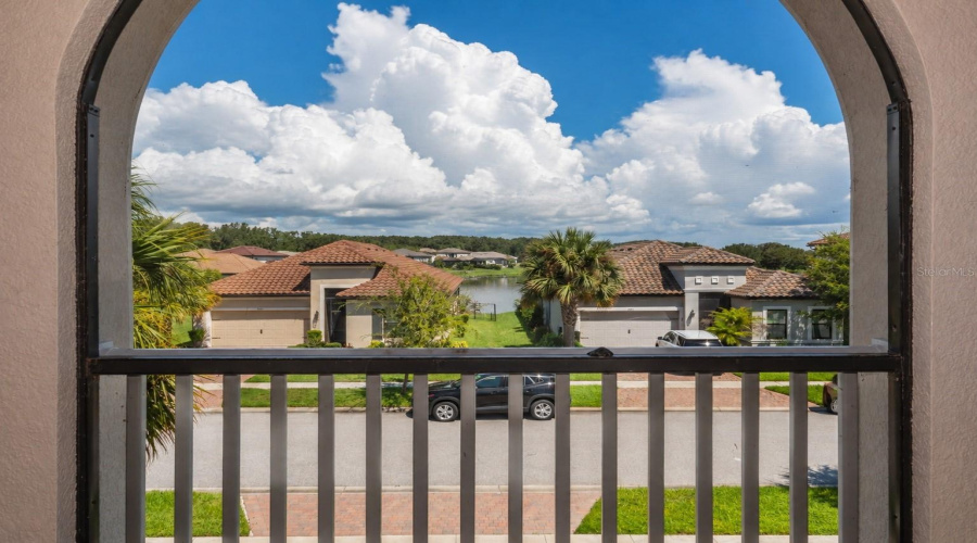 Kissimmee, Florida 34746, 4 Bedroom Bedrooms, ,3 Bathroombathrooms,Residential,For Sale,Carrick Bend,0,Mfrtb8542890