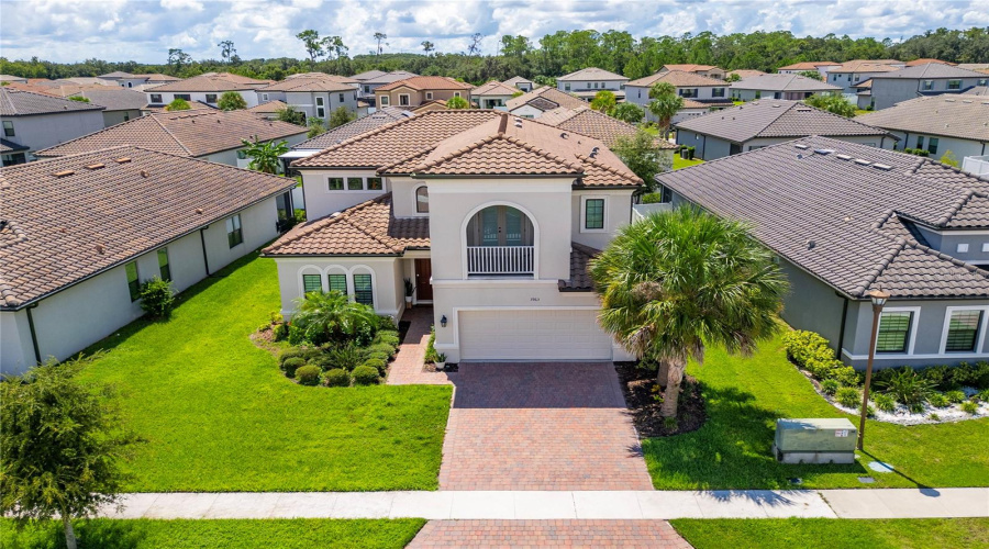 Kissimmee, Florida 34746, 4 Bedroom Bedrooms, ,3 Bathroombathrooms,Residential,For Sale,Carrick Bend,0,Mfrtb8542890