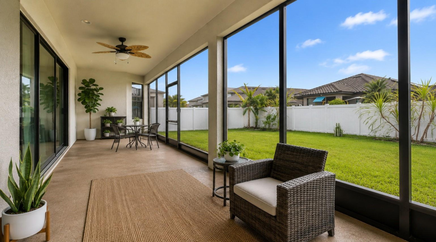 Kissimmee, Florida 34746, 4 Bedroom Bedrooms, ,3 Bathroombathrooms,Residential,For Sale,Carrick Bend,0,Mfrtb8542890
