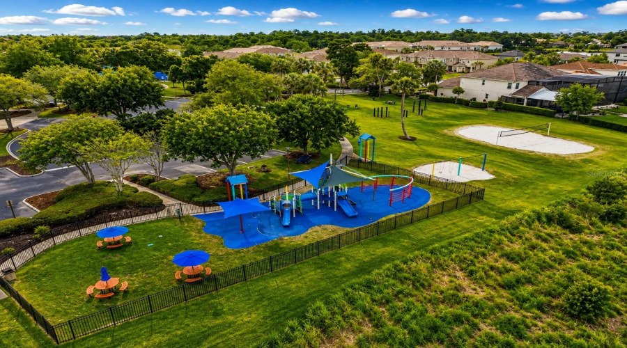 Kissimmee, Florida 34746, 4 Bedroom Bedrooms, ,3 Bathroombathrooms,Residential,For Sale,Carrick Bend,0,Mfrtb8542890